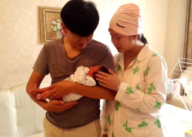 坐月子老是忍不住哭,坐月子总哭影响下奶吗