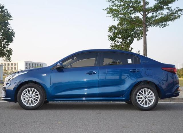 起亚k2和丰田威驰两厢哪个好,捷达威驰起亚k2选哪个性价比高