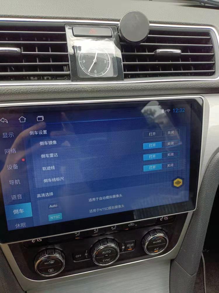 导航屏幕更换多少钱,安卓导航屏幕更换