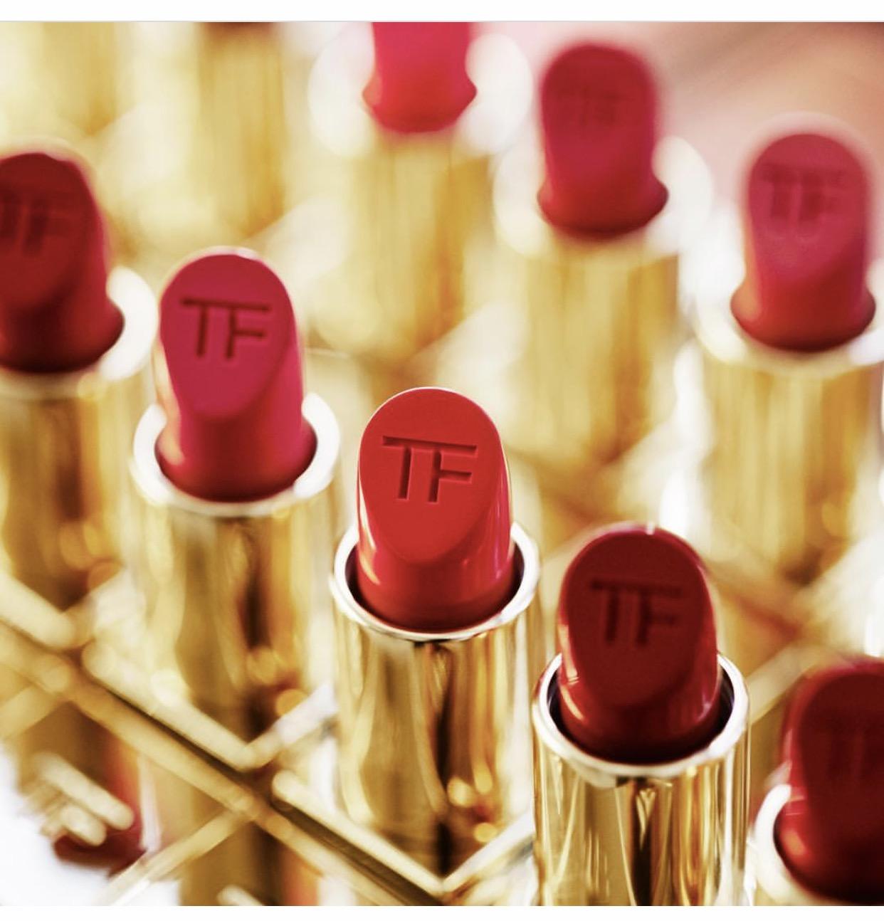 汤姆福特暗系口红 (汤姆福特白管新款口红哪个好看)