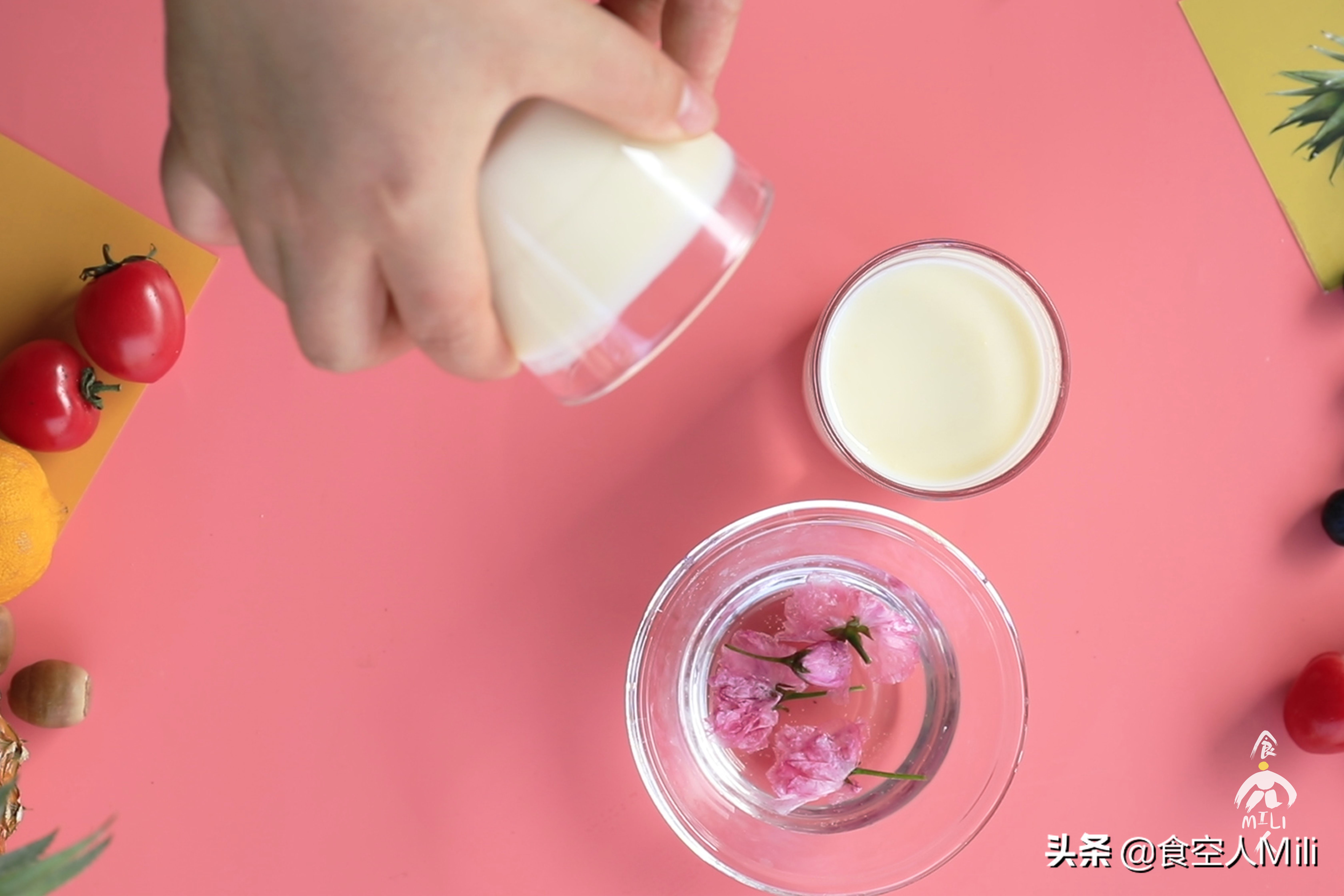 最火的樱花果冻甜品,超醇滑芝士布丁