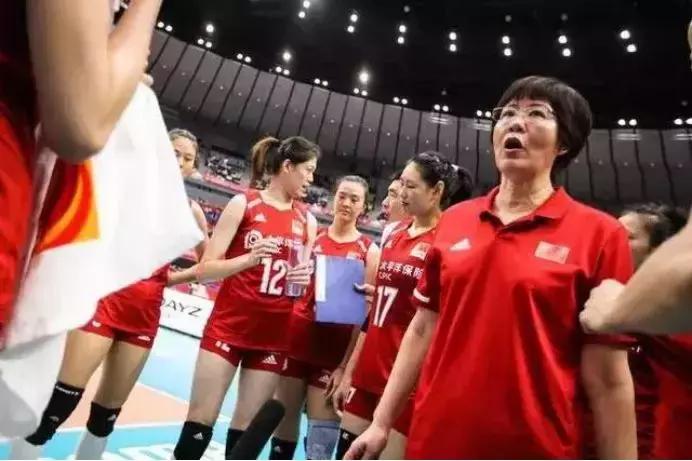 中国女排世界杯十一连胜卫冕赛事,中国女排卫冕世界杯十连胜张常宁