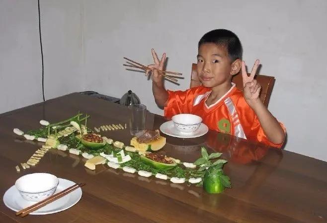 那个知名育儿博主的儿子，在美国自杀了