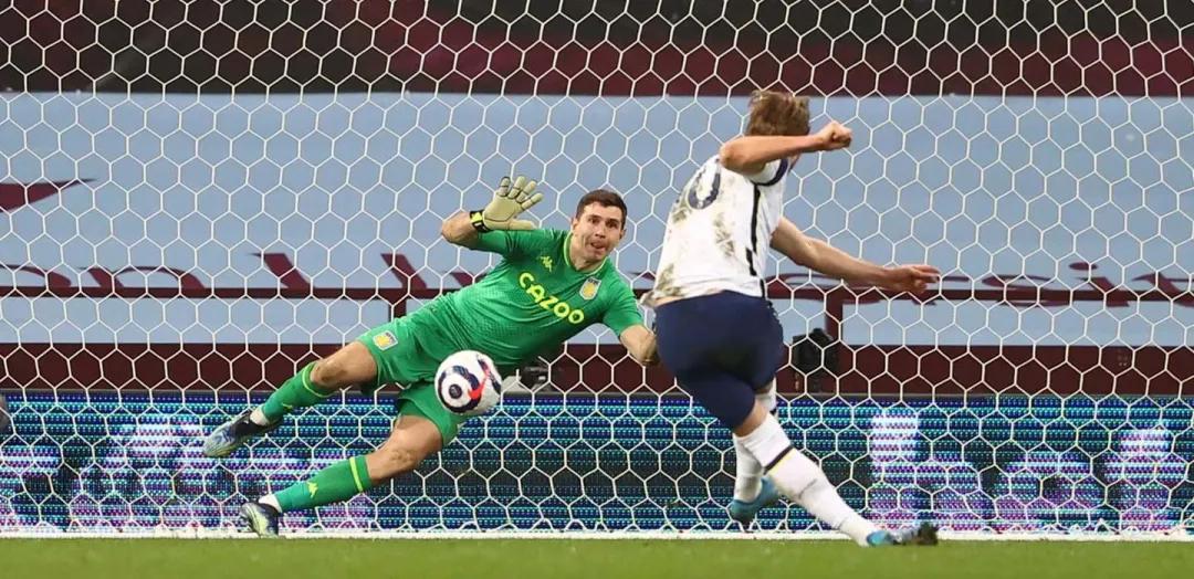 2-0战胜维拉|维尼修斯斩英超首球