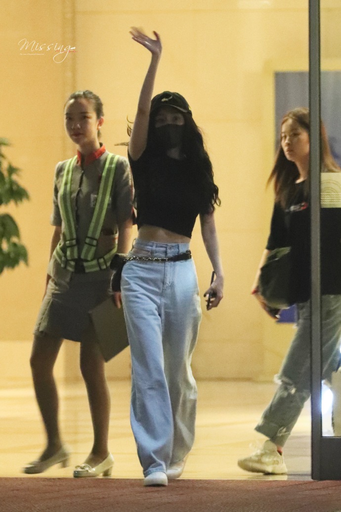 杨幂范思辙最新消息,杨幂解约范思哲