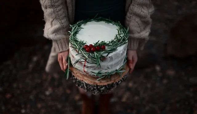 喜欢上自己的领导怎么办,爱上了自己的男领导