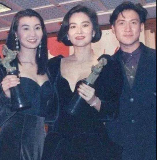 所谓的港风，无非就是这些元素，掌握这些人人都能成为港风女神