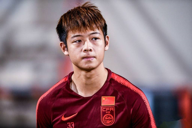 中国足球新星排名前十,中国足球新生代四大新星