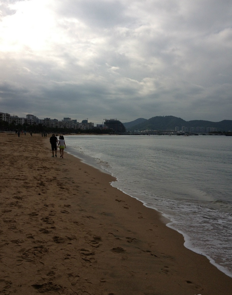 广州自驾去三亚旅游攻略,三亚自驾去新疆旅游攻略