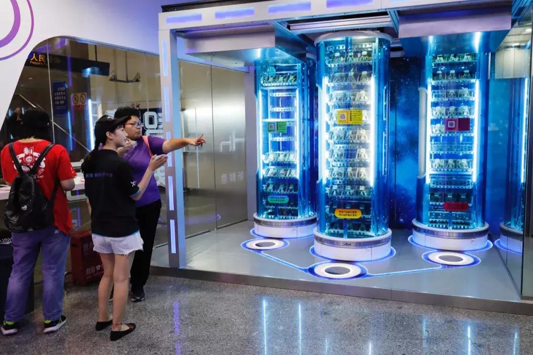 70张照片合集视频,70年衣食住行对比图