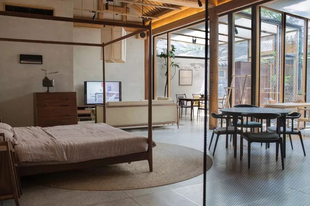 不懂这几点买二手房必踩坑,实木家具怎么买才不被坑