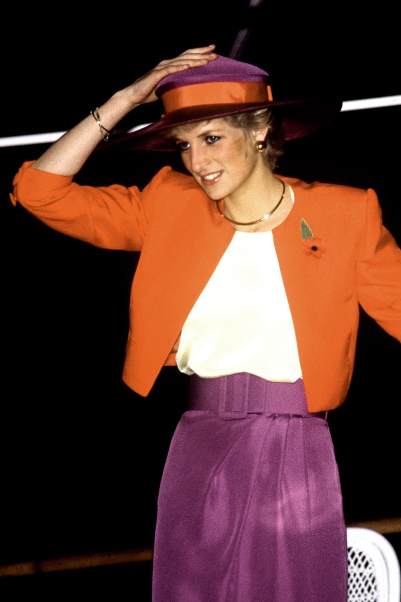 戴安娜雕像揭幕,戴安娜王妃雕像图