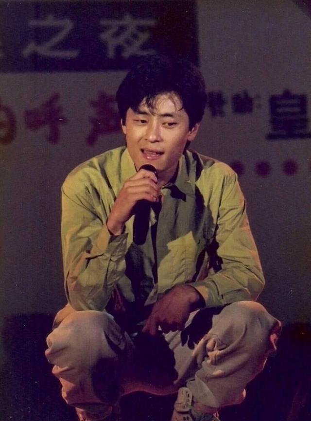 王杰嗓子坏了后的经历照片,王杰嗓子坏了后的经历