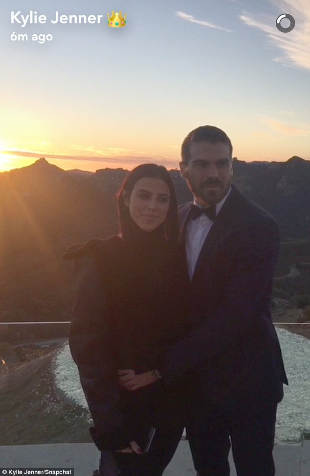 给卡戴珊当助理,卡戴珊助理帮忙整理