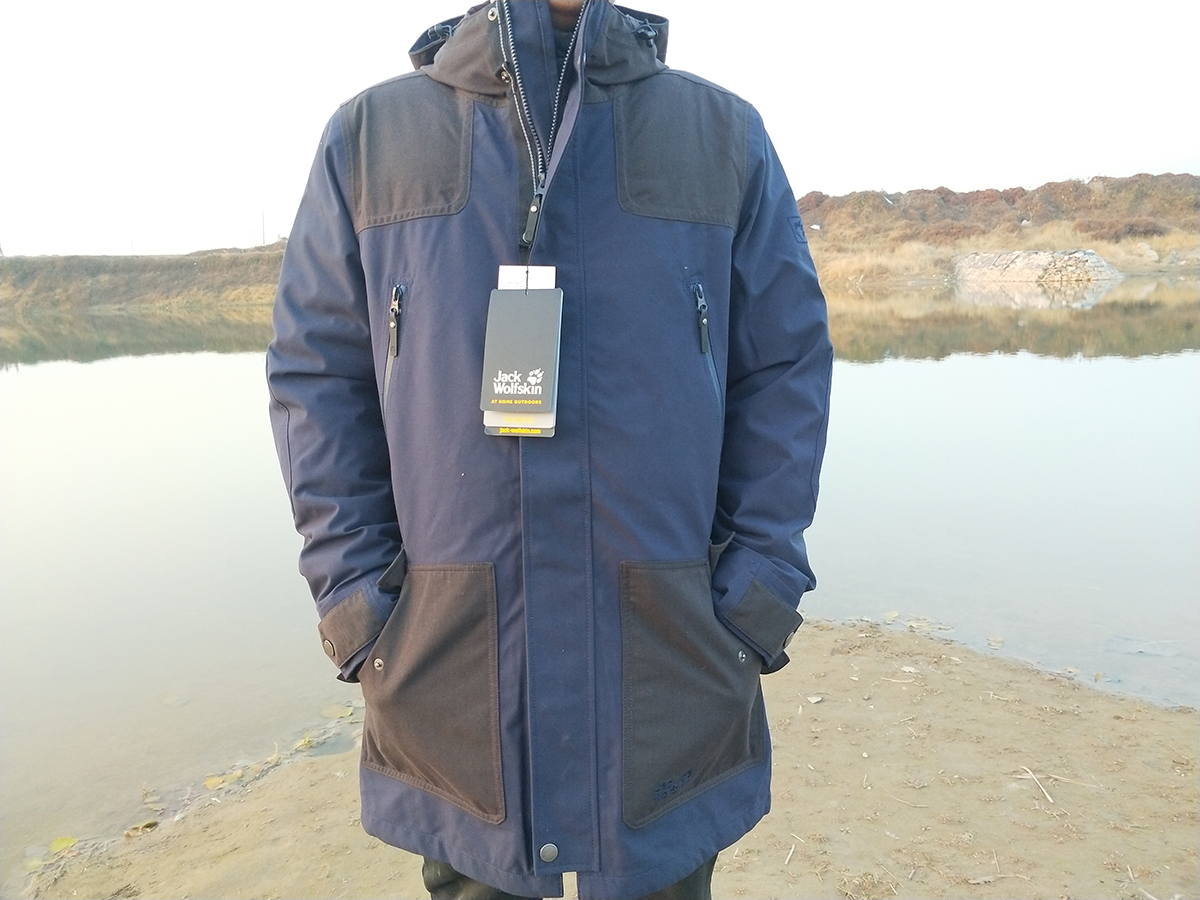 狼爪冲锋衣特点,功能冲锋衣推荐骆驼