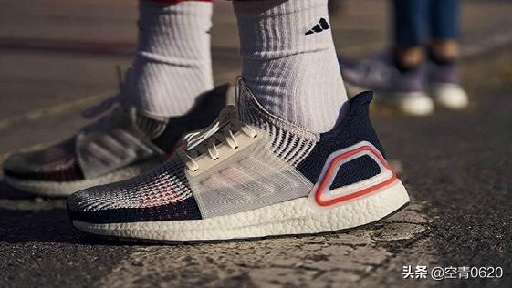 邓伦获得新身份：阿迪达斯代言人！可喜可贺