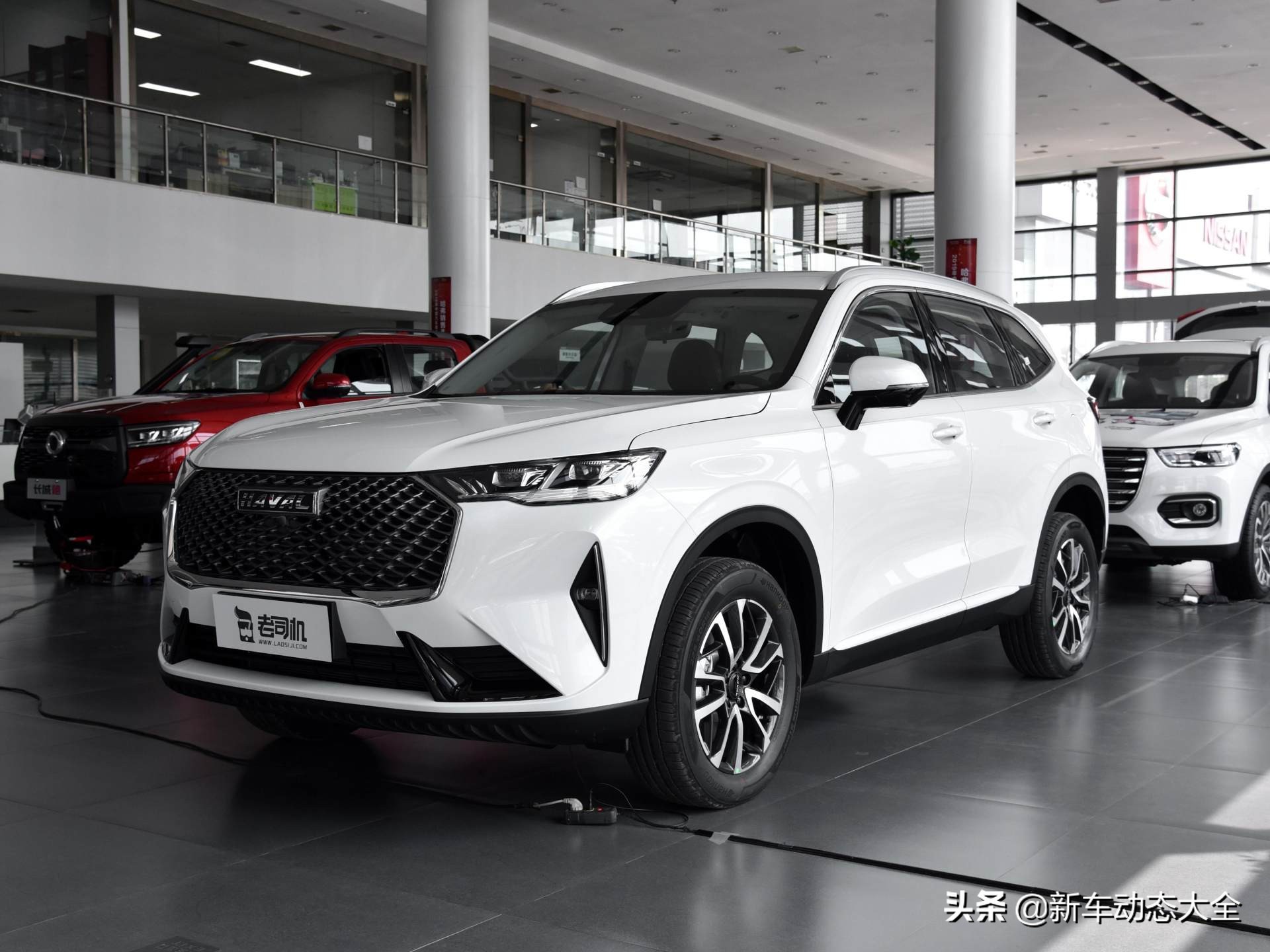 油耗6.6L的增压动力，空间加长，实惠销冠SUV，带你看哈弗H6