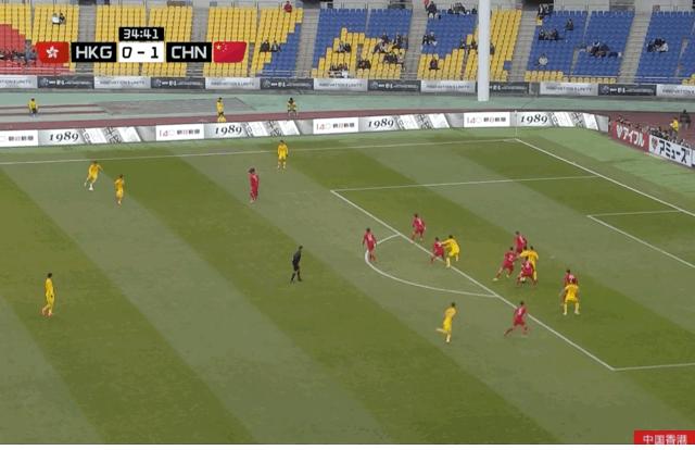 2-0！中国足球终于赢了，结束6场不胜尴尬，送对手东亚杯9连败