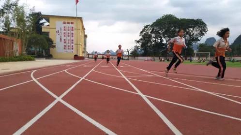 平乐源头二小视频,桂林平乐源头镇二小