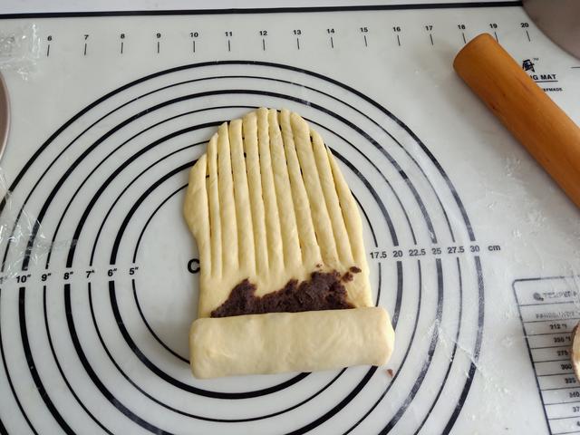 简单面包教程不用烤箱不加牛奶,超简单面包不需要牛奶