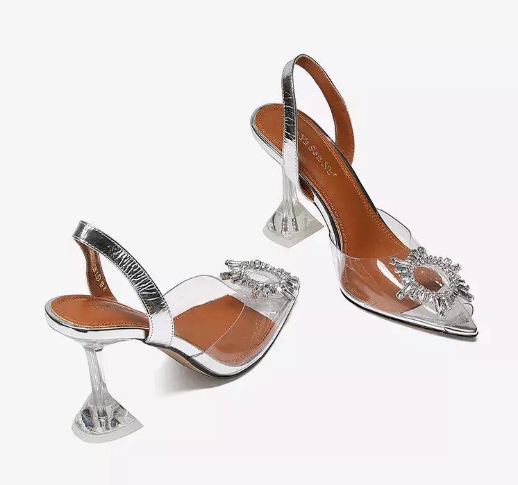 这几种凉鞋千万别给孩子穿,五种凉鞋不能扔