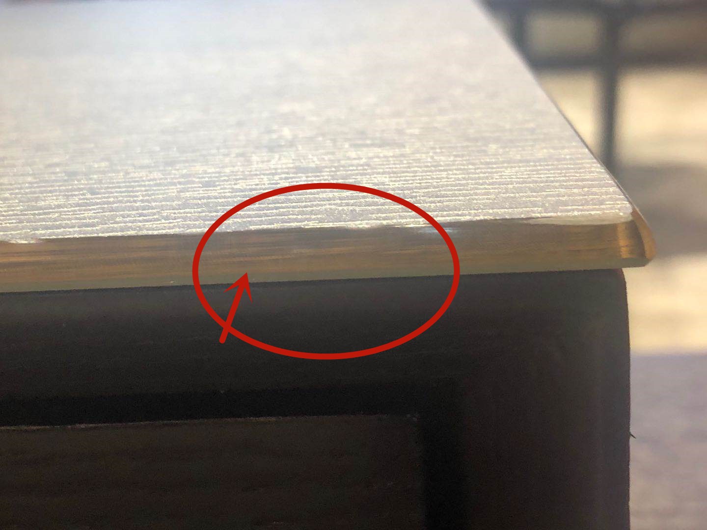 选购实木家具又买到了贴皮的?一文教你看懂贴皮家具VS实木家具