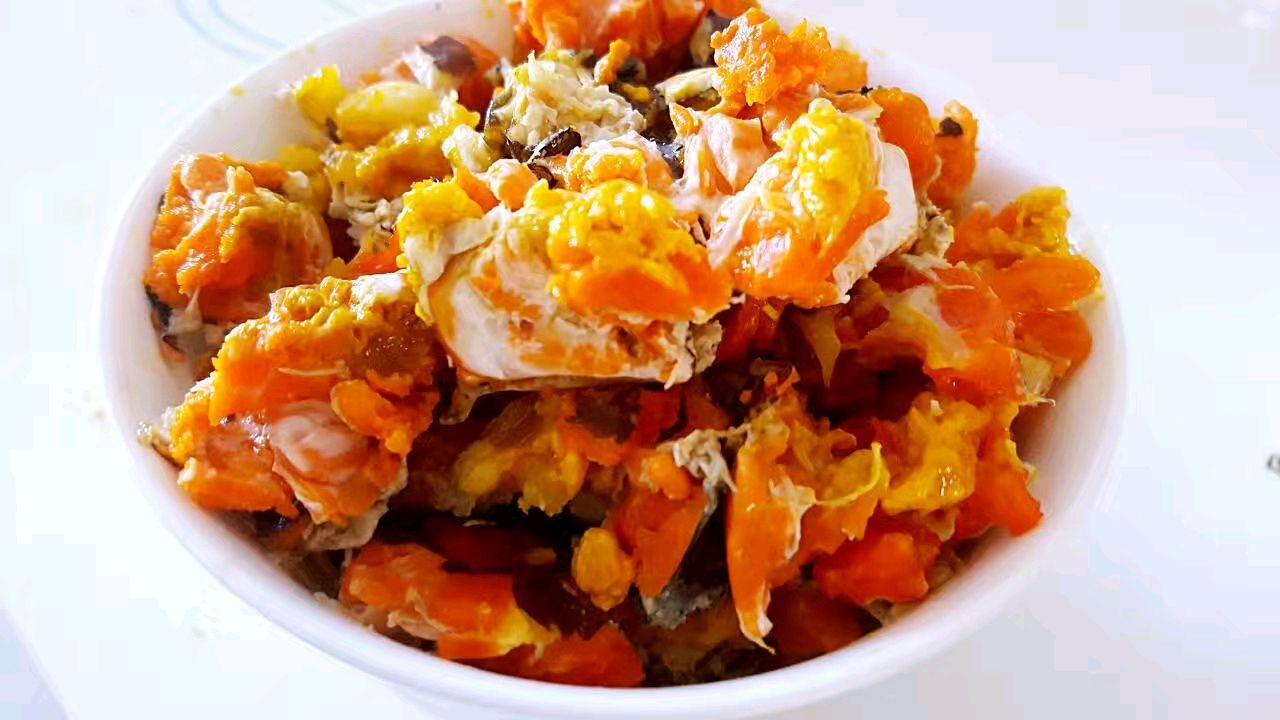 蟹黄豆腐煨虾仁,蟹黄豆腐咸蛋黄豆腐