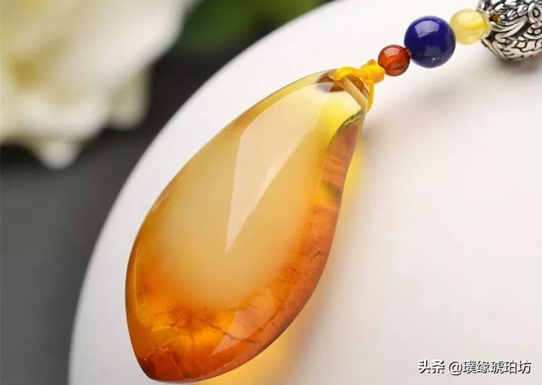 高品质的琥珀蜜蜡有哪些,常见的蜜蜡珠宝有哪些