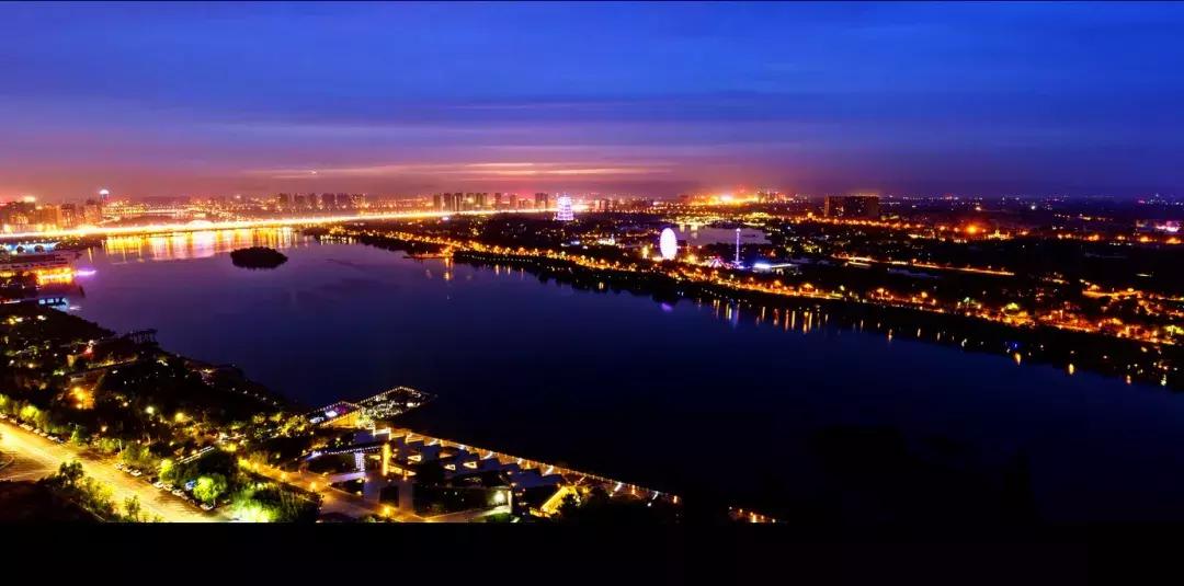 央视新闻直播西安夜景,央视直播西安奥体中心