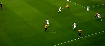 不会射门的后卫,特拉奥雷的精彩进球