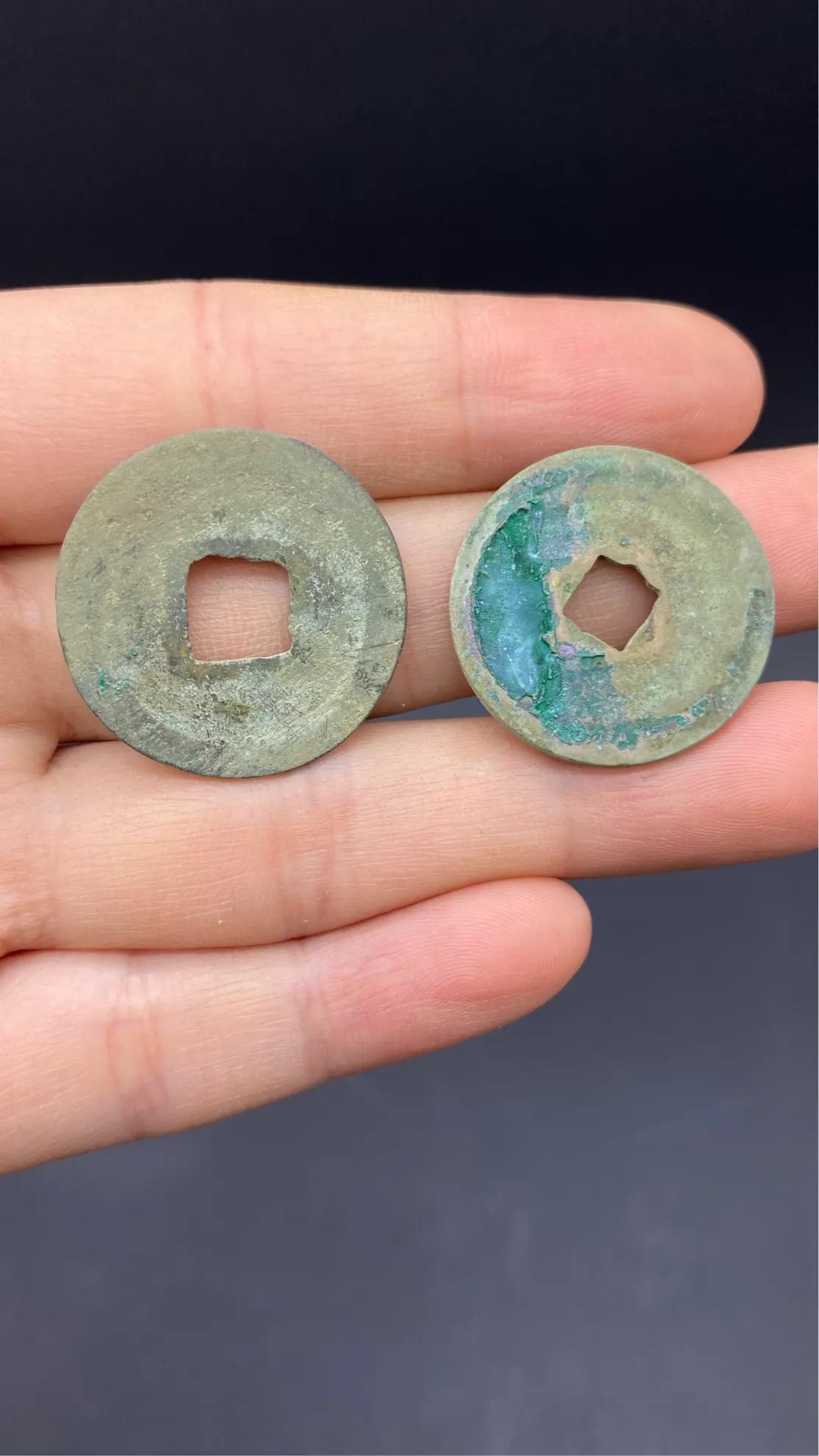 北宋小平钱哪个值钱图片,北宋小平钱篆书大字元佑通宝