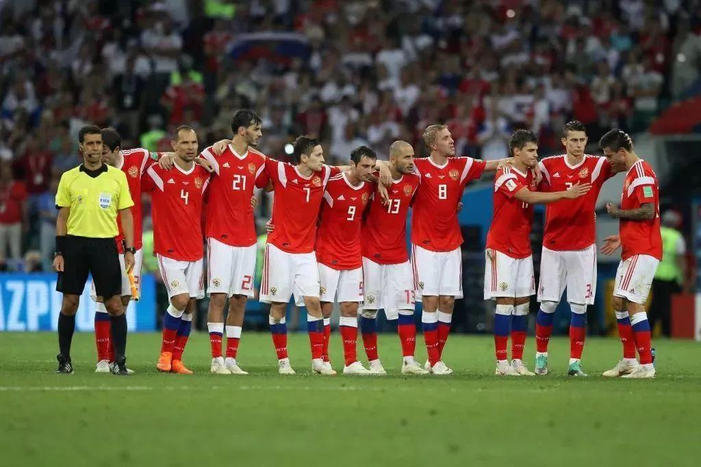 世界足球排名前100名最新,世界足球排名前十名榜单