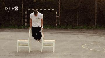 健身房不会用器械怎么健身,健身新手开始怎么练不用健身器材