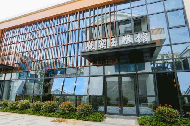 免摊位费免保证金免服务费...瓶窑老街喊你一起“全民练摊”！摆摊摆得好，100万资金和10间商铺，奖给你！