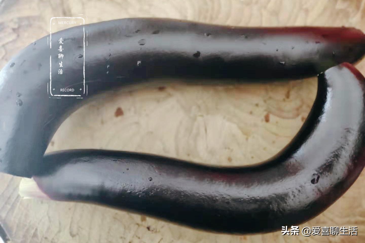 这两种食材一个脆爽一个软烂,一蒸一拌5分钟出锅,常吃对身体好