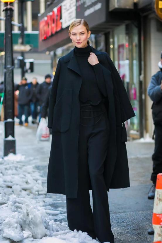 穿了这么多年裤子，一年四季都喜欢“阔腿裤”，立志穿出花来