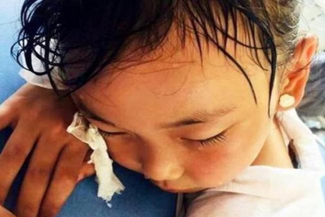 宝宝睡觉不安稳护理要点,宝宝睡觉盖不住被子怎样调理