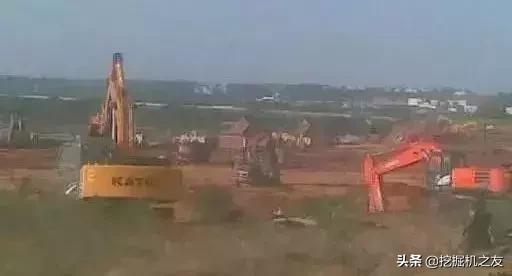 开了10年的挖掘机想改行,18岁开挖掘机开了五年