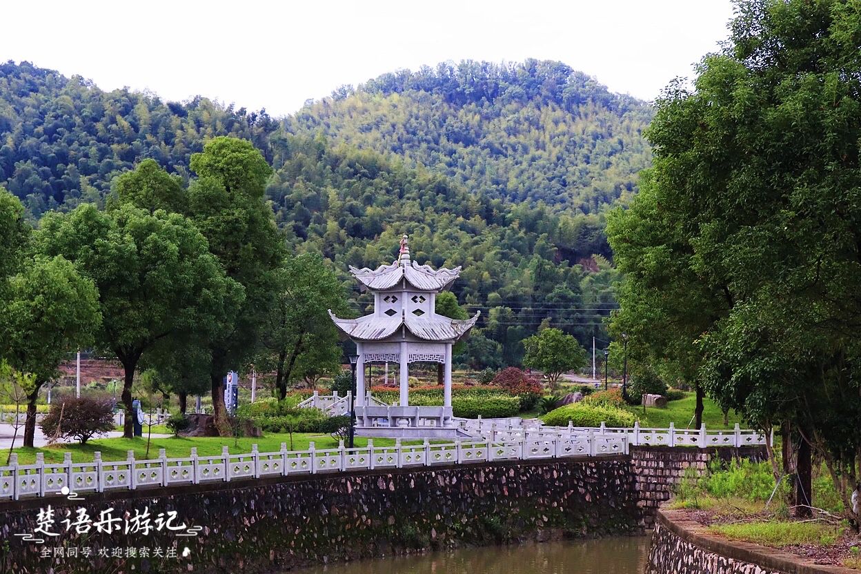 浙江宁波古村图片,浙江宁波有一个古村依山傍水
