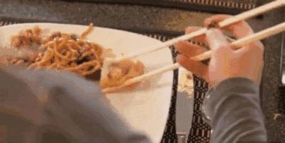 单月卖出10000双！用东北大米稻壳做的筷子，一冲即净还不易发霉