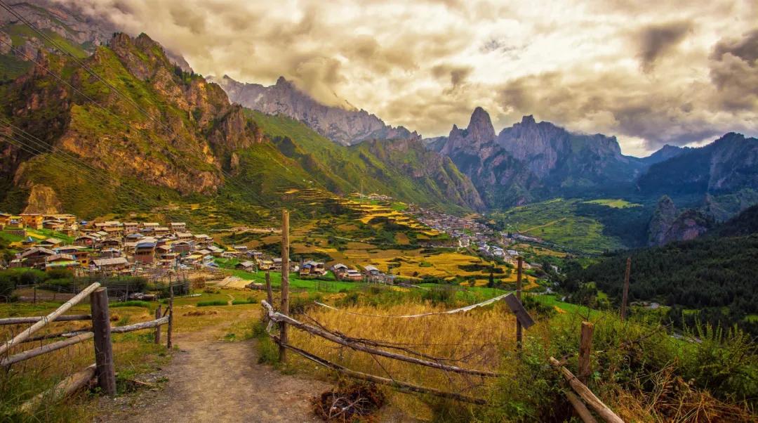 扎尕那幽谷秘境,甘南秘境扎尕那该怎么玩