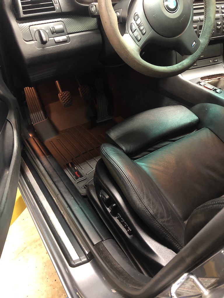 05年宝马3系整理：用宝来换来的抛锚车在专业修理工手中变废为宝