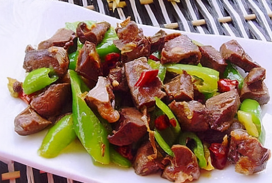 经典鲜香的八道特色下饭菜谱,川味家常菜100道简单炒菜