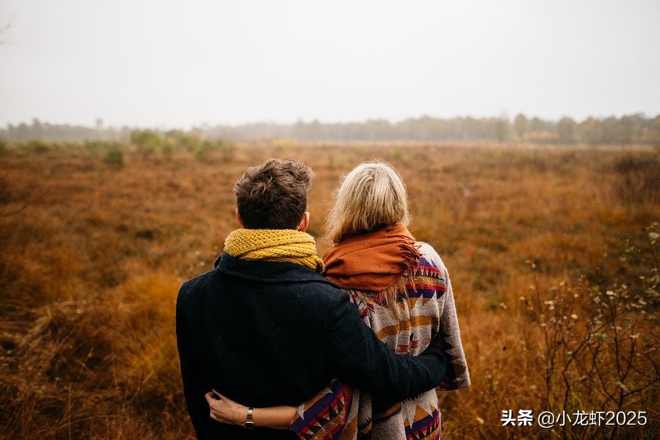 年轻人生育率低会导致房价降低吗 (年轻人生育率低还是房价高)