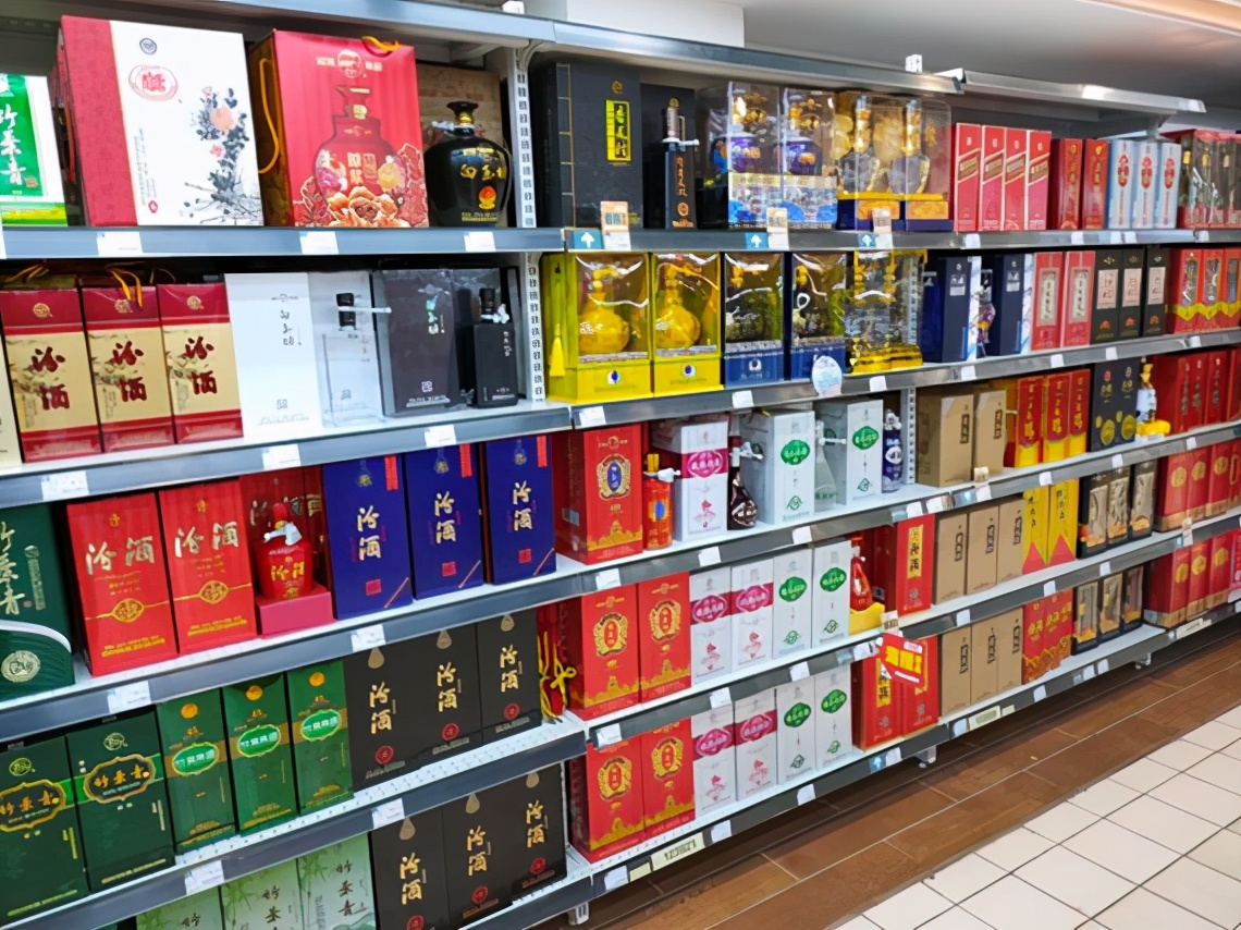买酒容易被忽悠,买酒要注意鉴别需认真