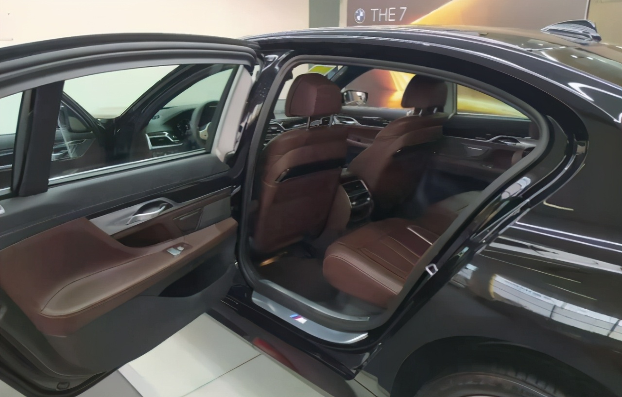 宝马7系深度体验,宝马7系开起来什么感觉