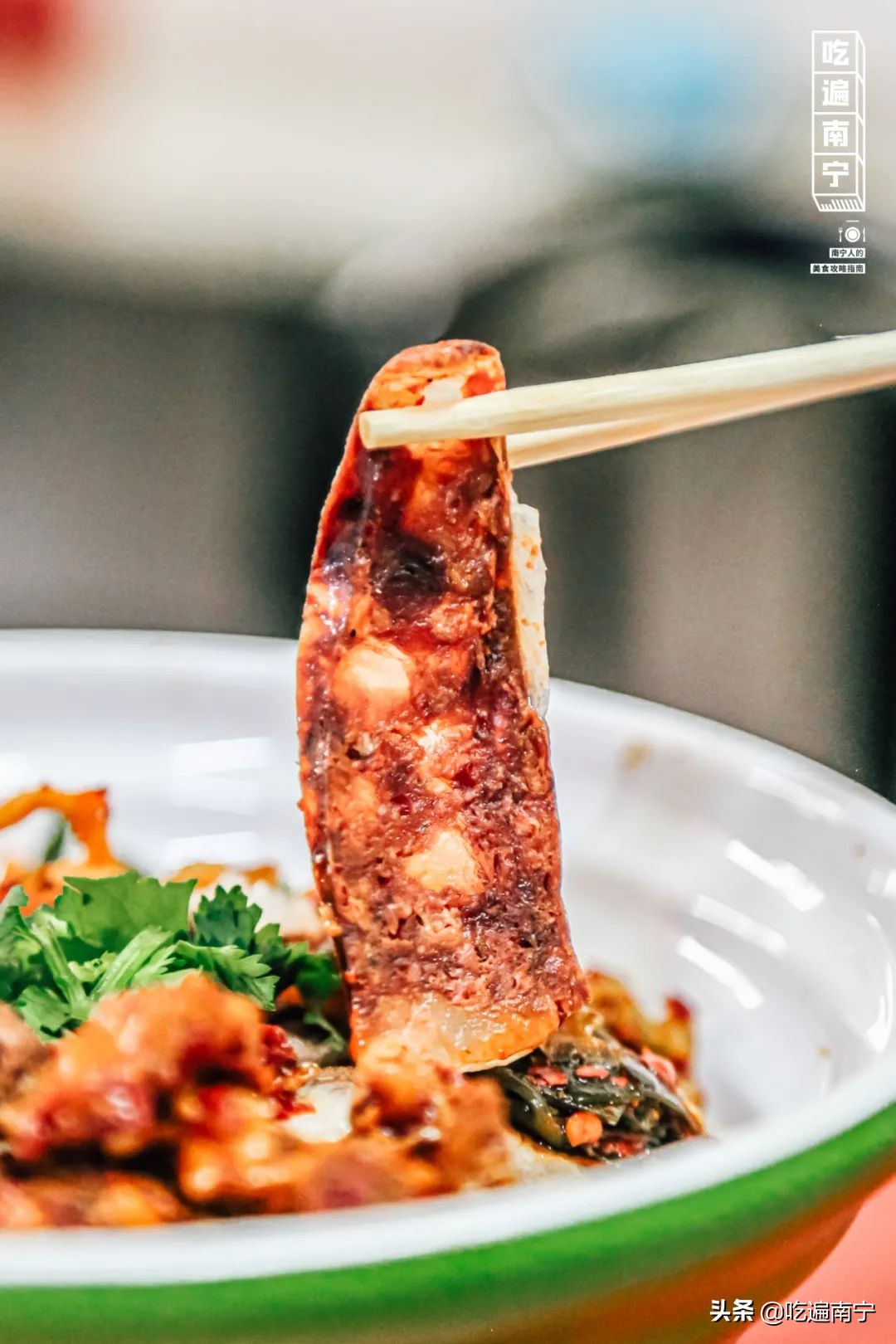 这碗桂林米粉不对劲，南宁人吃没毛病，桂林人看了一直骂