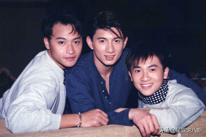 陈志朋穿拖鞋跳舞,陈志朋穿靴子跳舞