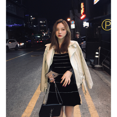 妈妈，我想要机车皮衣！要，要两件！妈妈真好，谢谢妈妈