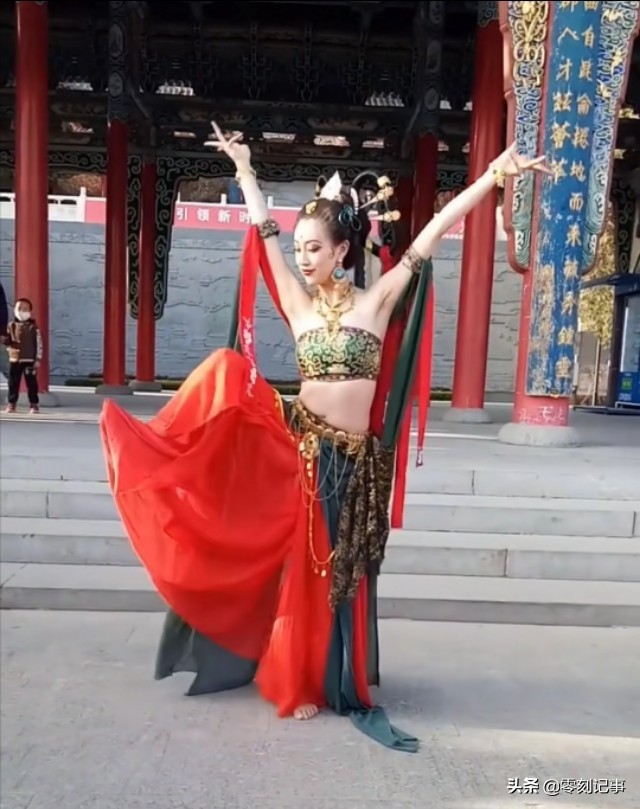 甘肃飞天小姐姐为什么火爆网络,甘肃飞天敦煌舞小姐姐